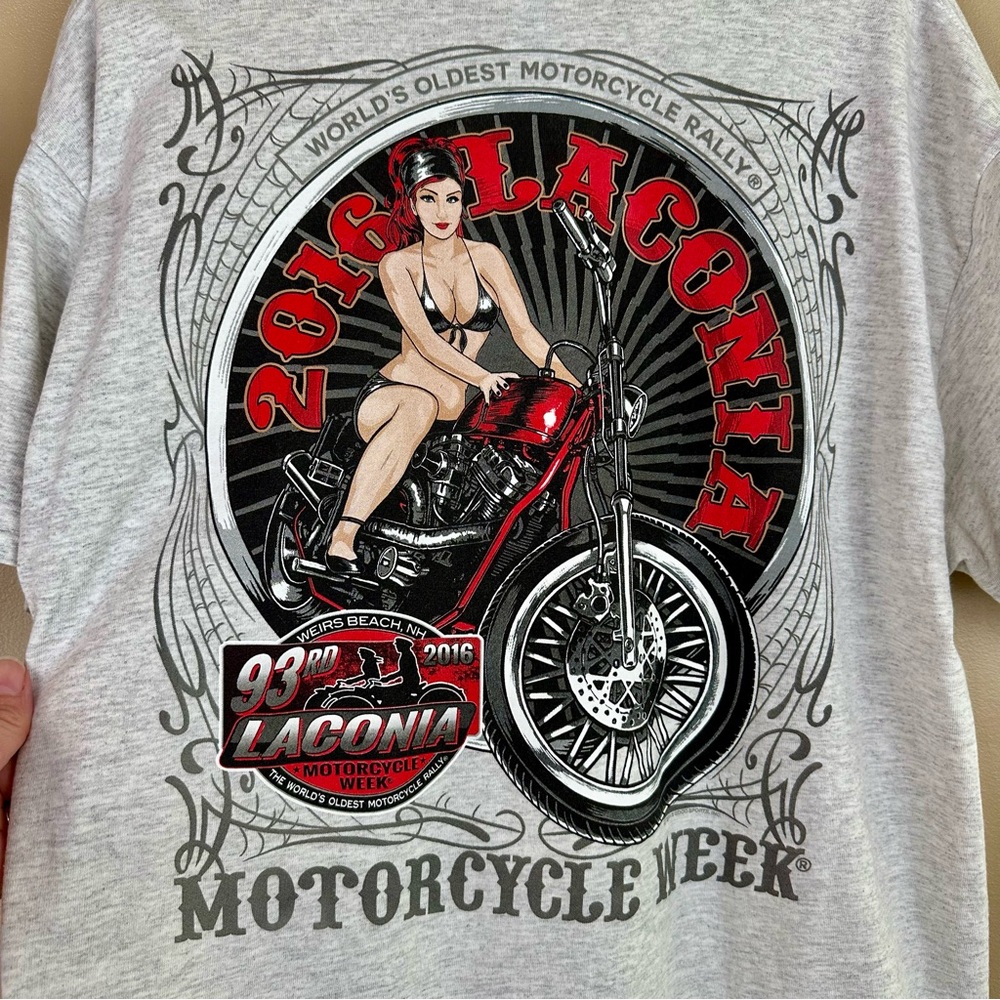 Gildan 2016 Laconia Motorcycle Week Gray Graphic Men's T-Shirt Large Weirs Beach